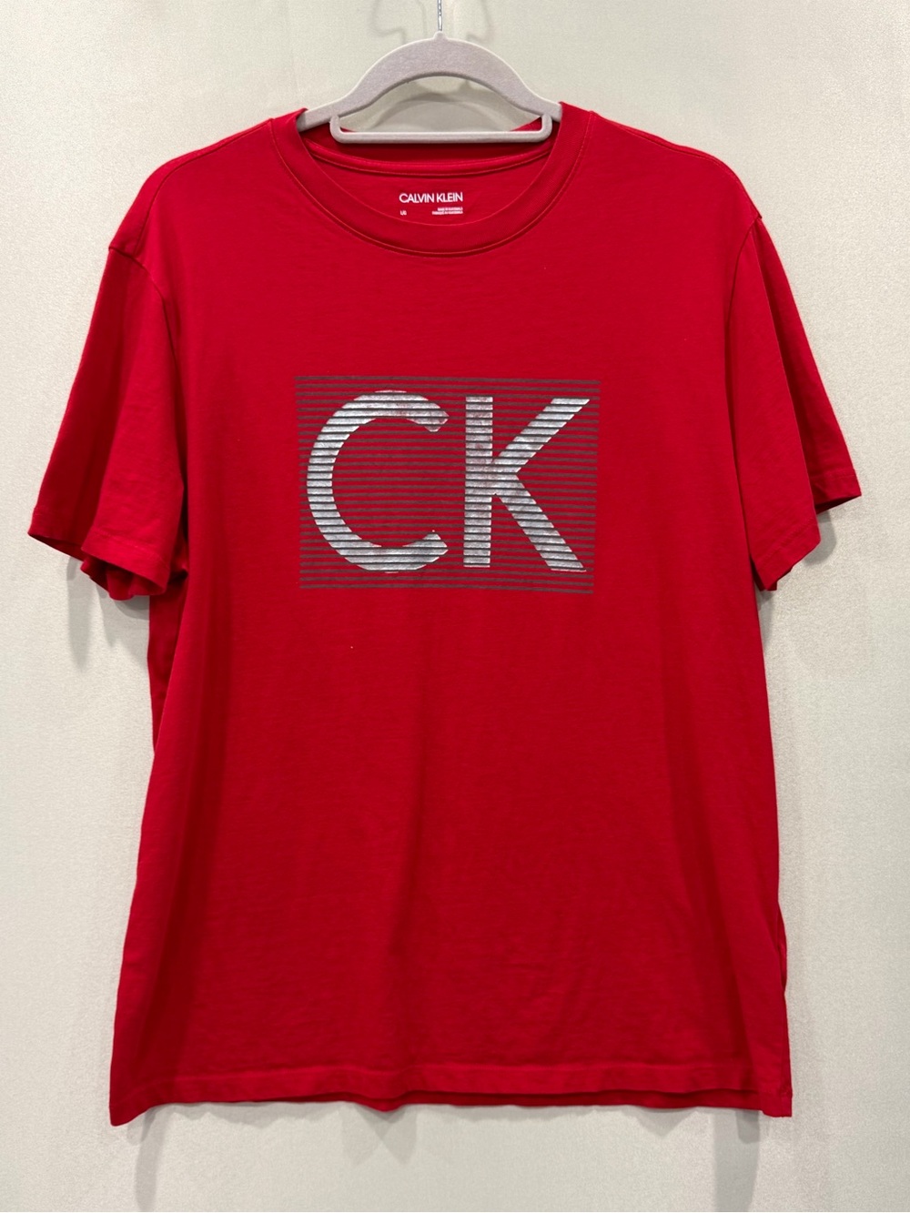 Calvin Klein Red Short-Sleeve CK Graphic Tee size L/G